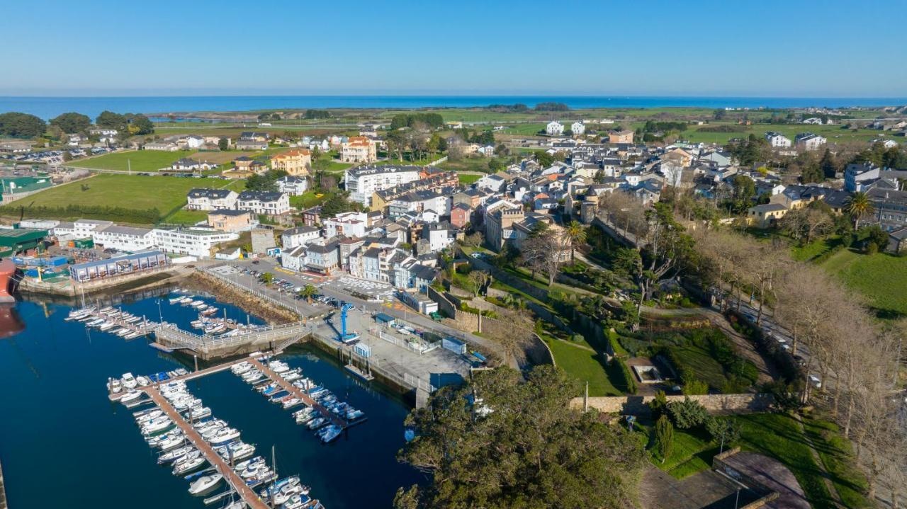 Casa Alameda 23 De Casas Das Figueiras En Ria Eo-Ribadeo カストロポル エクステリア 写真
